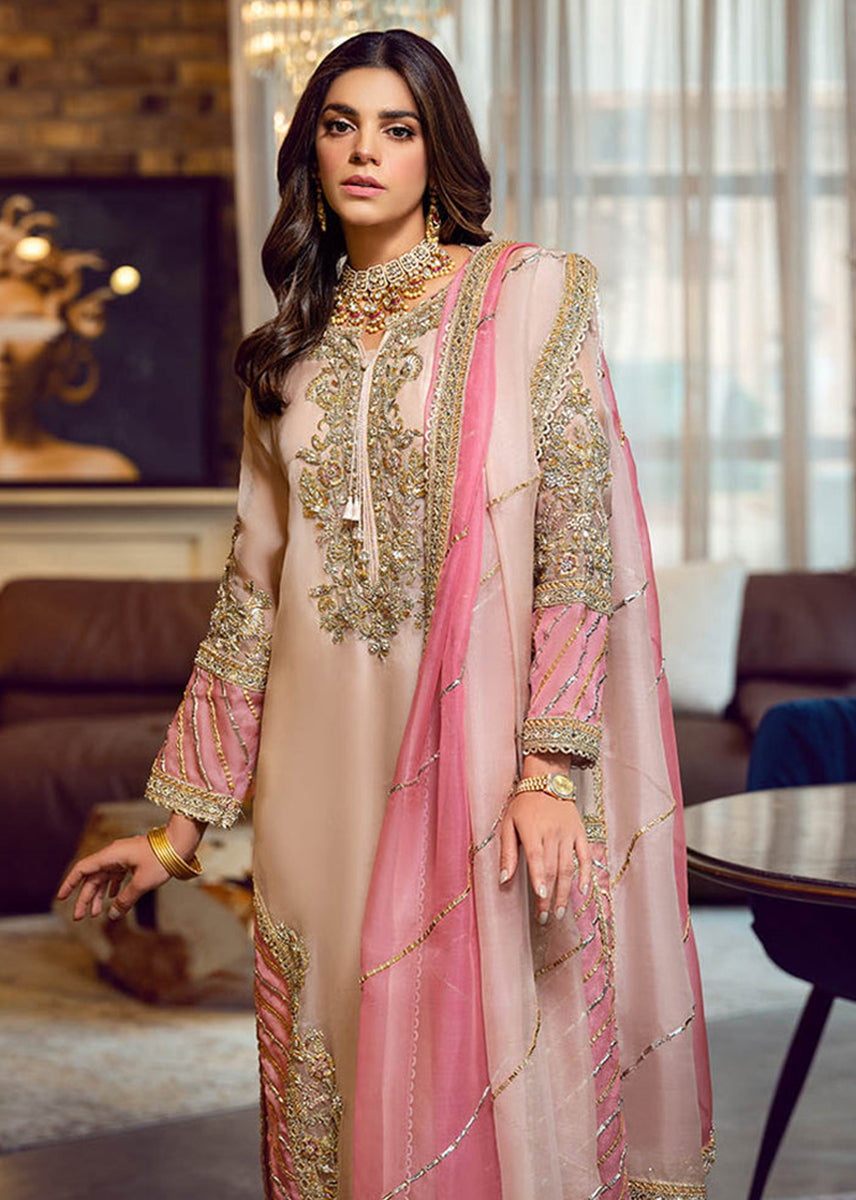 Sara Rohail Asghar SRA Organza Embroidered Hand Emblishment Collection PEACH NOUVEAU Pehnawa